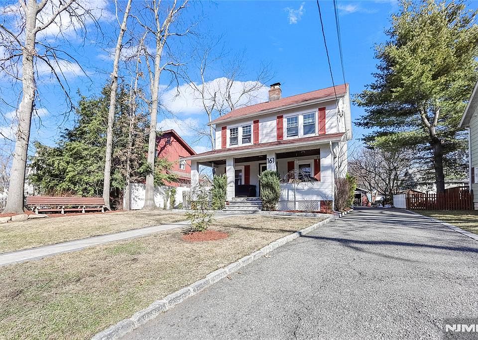 1st image of 161 Jane St