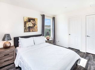 863 Harvest Ave, Upland, CA 91786