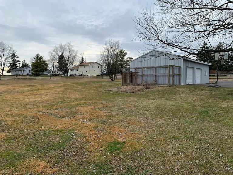 5522 Silo Hill Rd — Photo 4