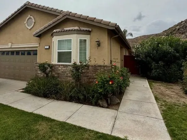 215 Gamez Way, Hemet, CA 92545