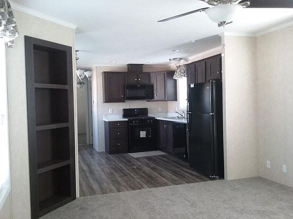 Beautiful spacious living area