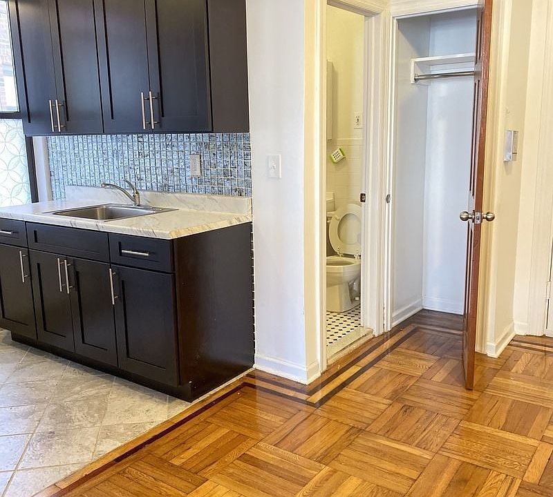 1st image of 3114 28th Ave APT 1F