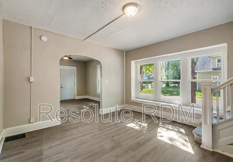 1312 N Dearborn St — Photo 8