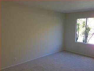 3rd image of 5498 Chesbro Ave