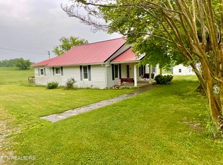 314 Greene Ln, La Follette, TN 37766
