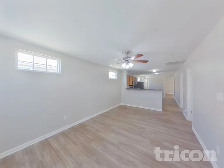 712 Blazing Star Trl — Photo 2