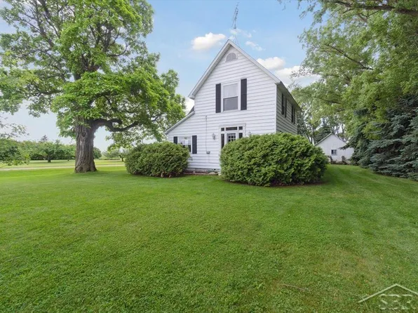 21665 Frost Rd, Merrill, MI 48637
