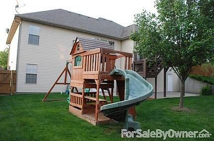 Playhouse included
