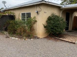 911 1/2 Don Juan St, Santa Fe, NM 87501