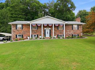 1328 Hillvale Rd, Louisville, TN 37777