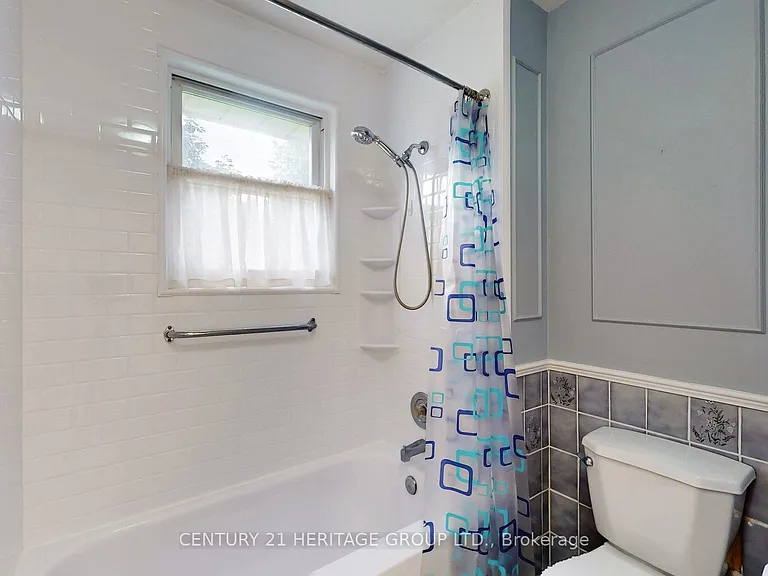 1 Dunsinane Dr — Photo 28