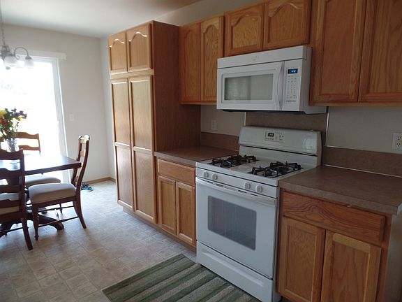 5th image of 2506 Boulevard Heights Loop SE