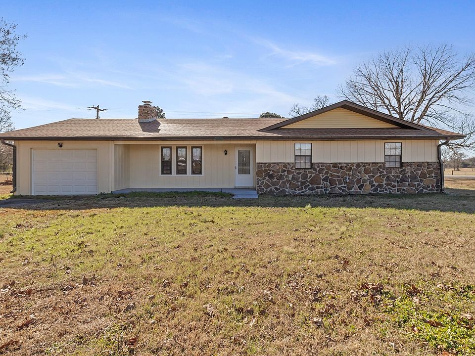 1st image of 468 Honey Hill Rd