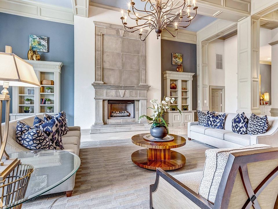The Post Oak Woodway Leasing Office