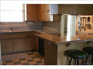 5th image of 7851 Variel Ave