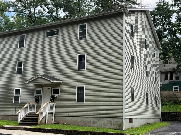 174 Locust St, Springfield, MA 01108