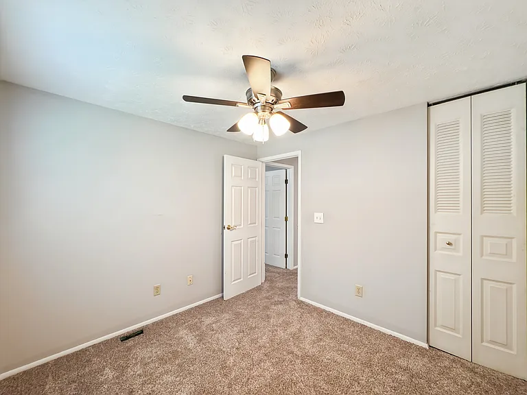 4214 Hanover Dr — Photo 9