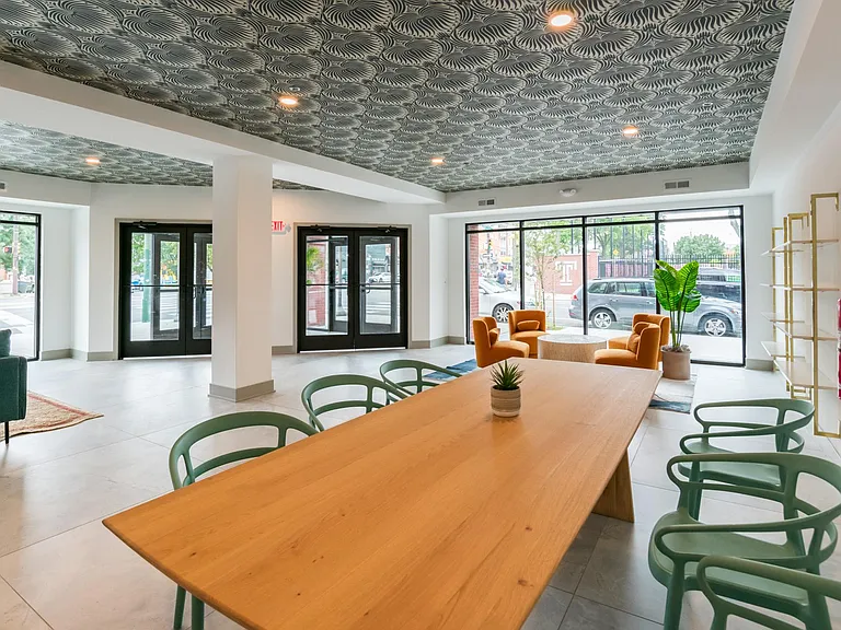 1201 W Girard Ave — Photo 52