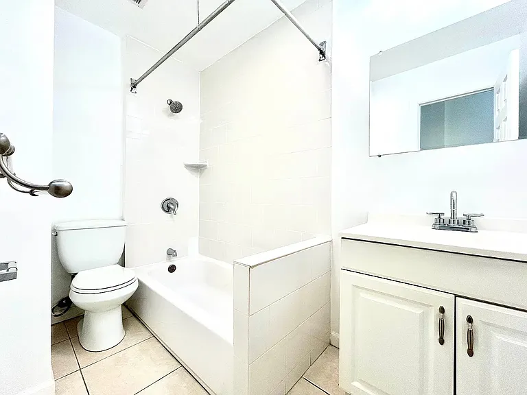 170 W 123rd St #E3 — Photo 9