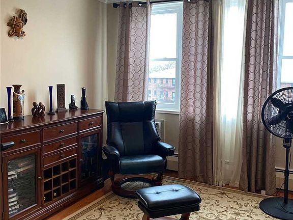 5th image of 290 Atlantic Ave APT 329