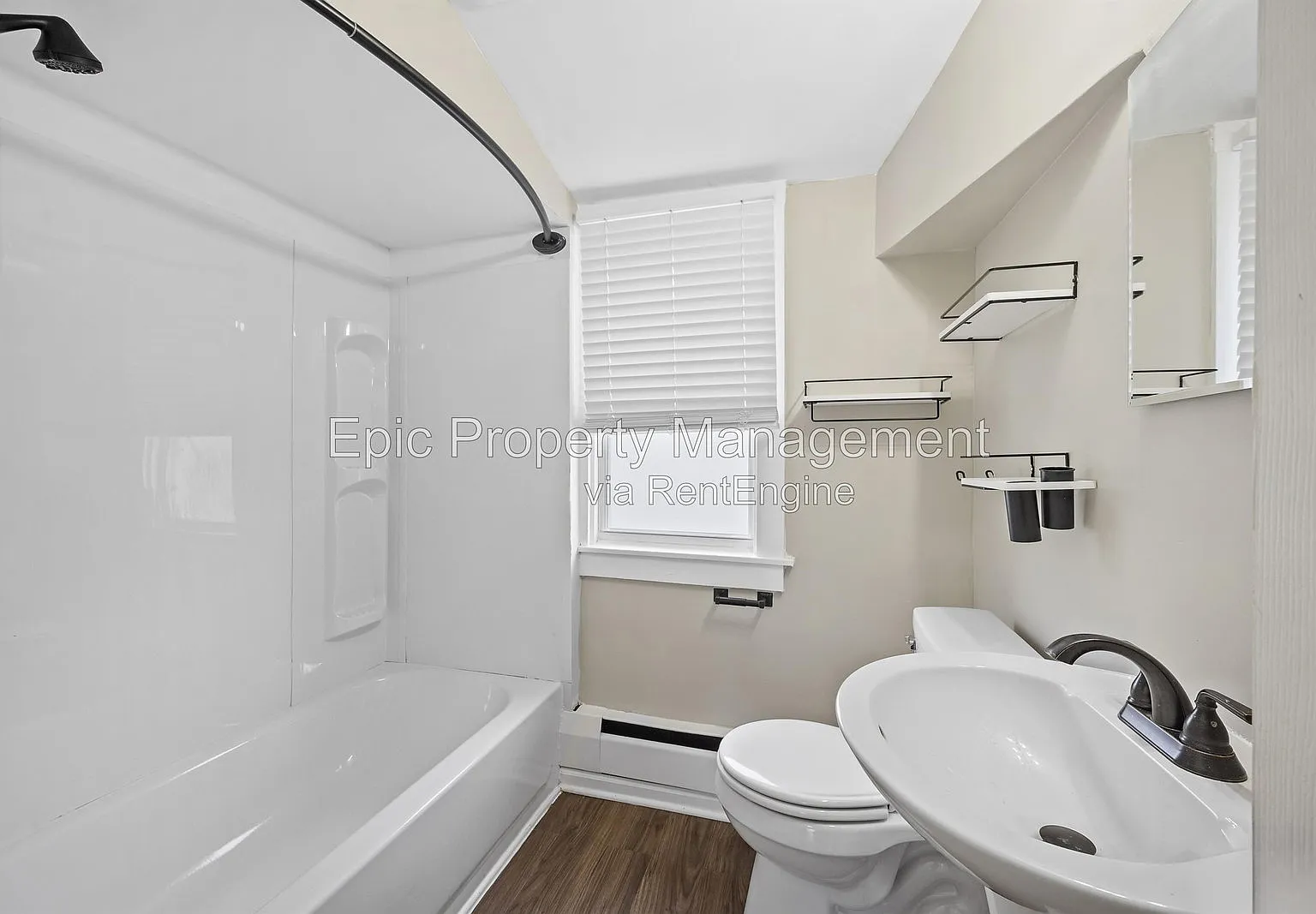 2 bed, 1.0 bath, $1,195 — Photo 4