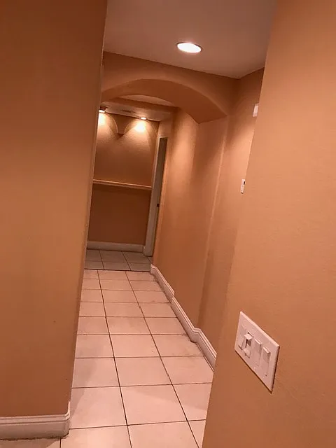 4 bed, 1380 sqft, $2,595 — Photo 3