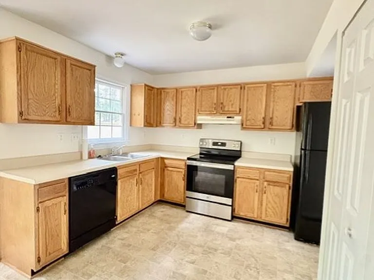 5633 Lake Sharon Dr — Photo 7