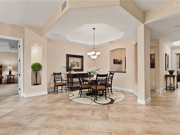 4th image of 8022 Players Cove Dr #5-101