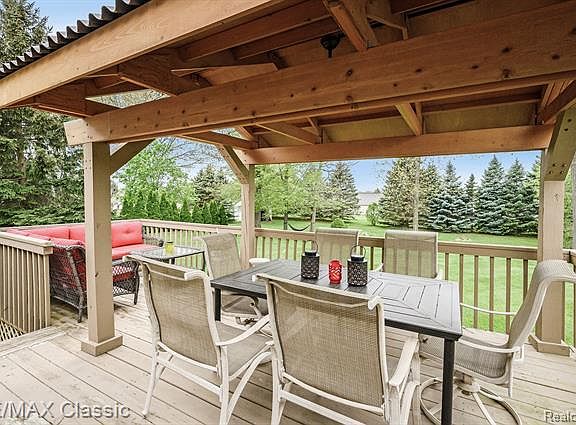 5th image of 16374 Trotter Ln