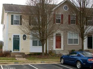 7064 Sauvage Ln, Gainesville, VA 20155