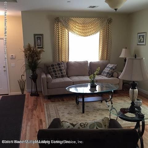 2nd image of 48 Riverside Ln