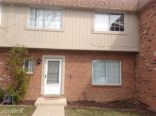 1st image of 376 Riverbend Dr