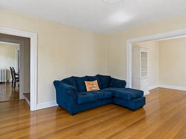 338 Elm St — Photo 2