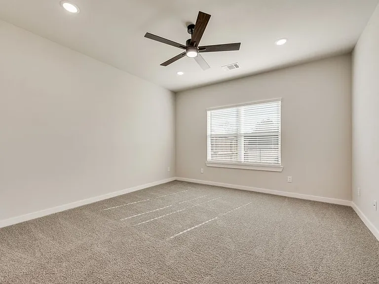 6846 Florence Dr — Photo 10