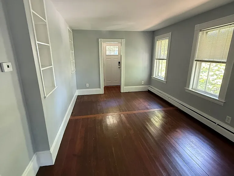 13 Forest Ave #2 — Photo 11