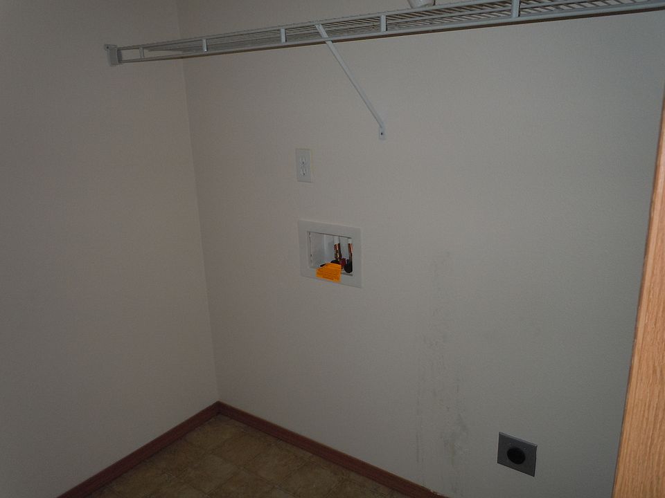 Laundry Room W/D hookups