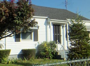 1780 Rodman St, Fall River, MA 02721