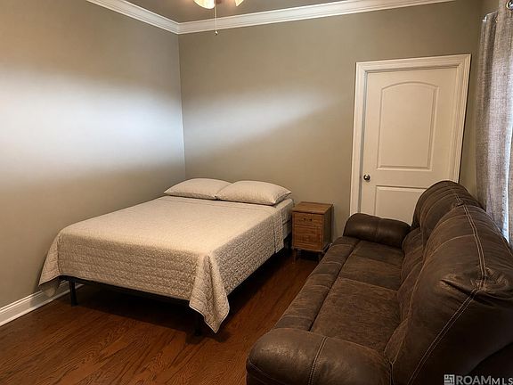 4th image of 888 S Kenilworth Pkwy APT 6F