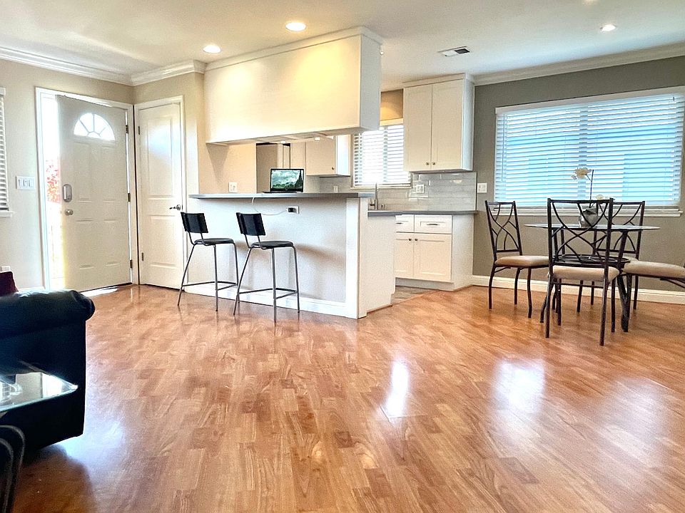 Great room with breakfast bar