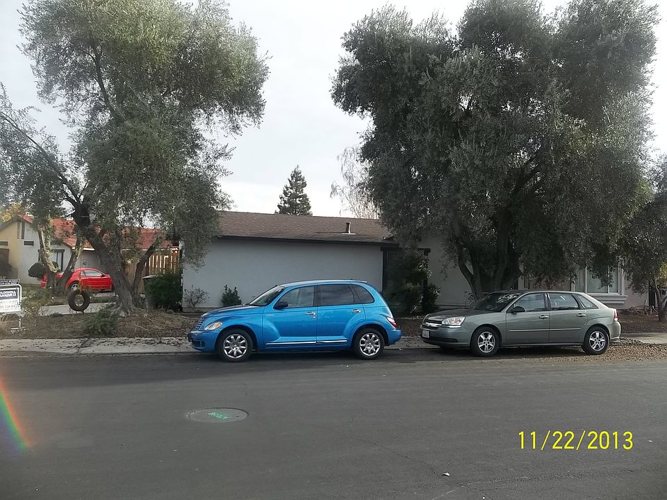 2nd image of 2040 Minoso Dr