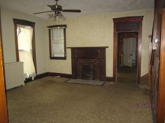 2nd image of 467 N Miami St