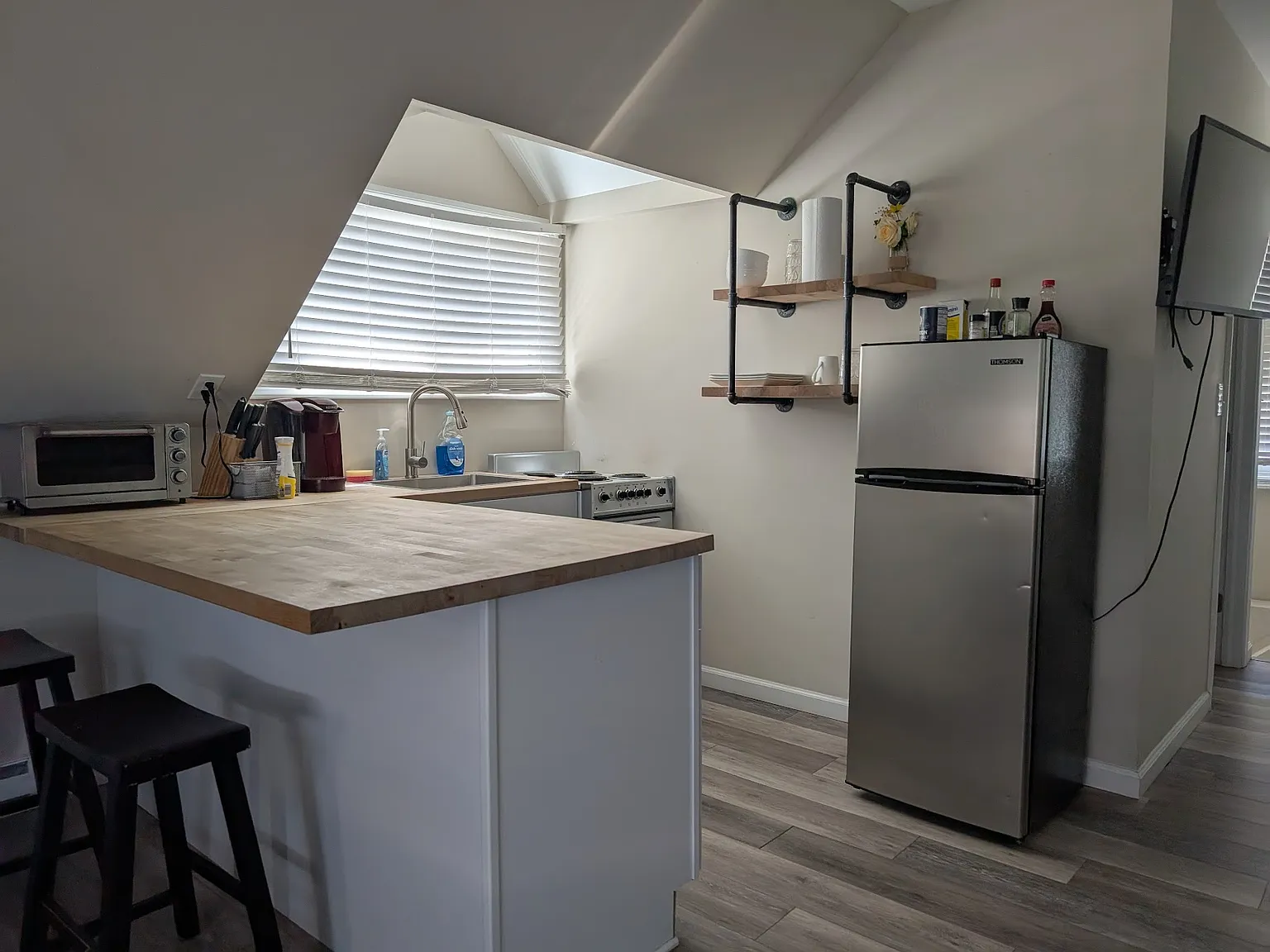 1 bed, 700 sqft, $1,450 — Photo 4