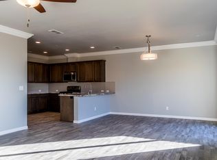 6435 Riverway Ln #D1, Redding, CA 96001