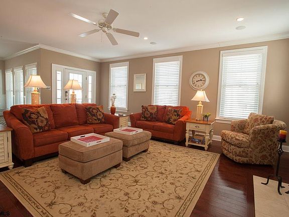4th image of 502 24th Street #1