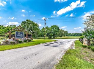 176 Wood Fern Dr, Cleveland, TX 77327