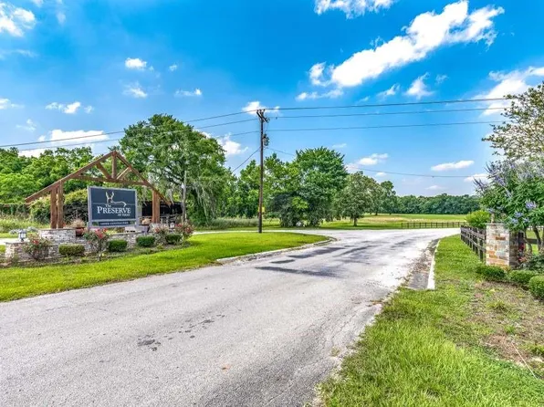 176 Wood Fern Dr, Cleveland, TX 77327