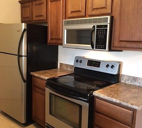 5th image of 4413 Jaybird Cir Unit 101