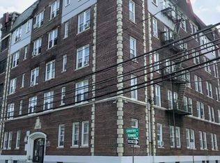 375 Sanford Ave #306, Newark, NJ 07106
