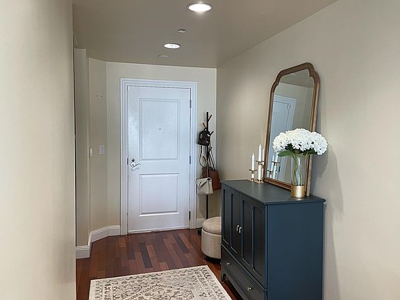 3rd image of 450 Knights Run Ave Unit 901