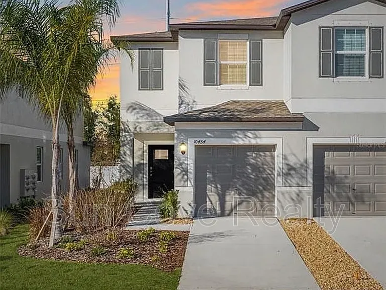 10454 Shady Preserve Dr — Photo 1